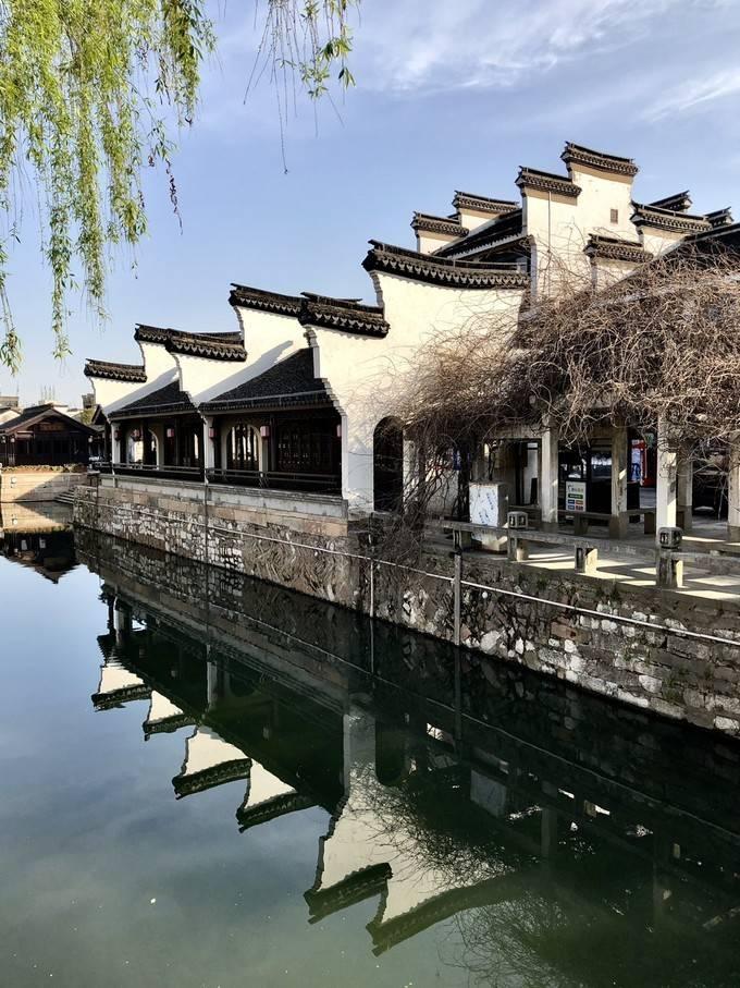 倒出零食下载安装游戏画面